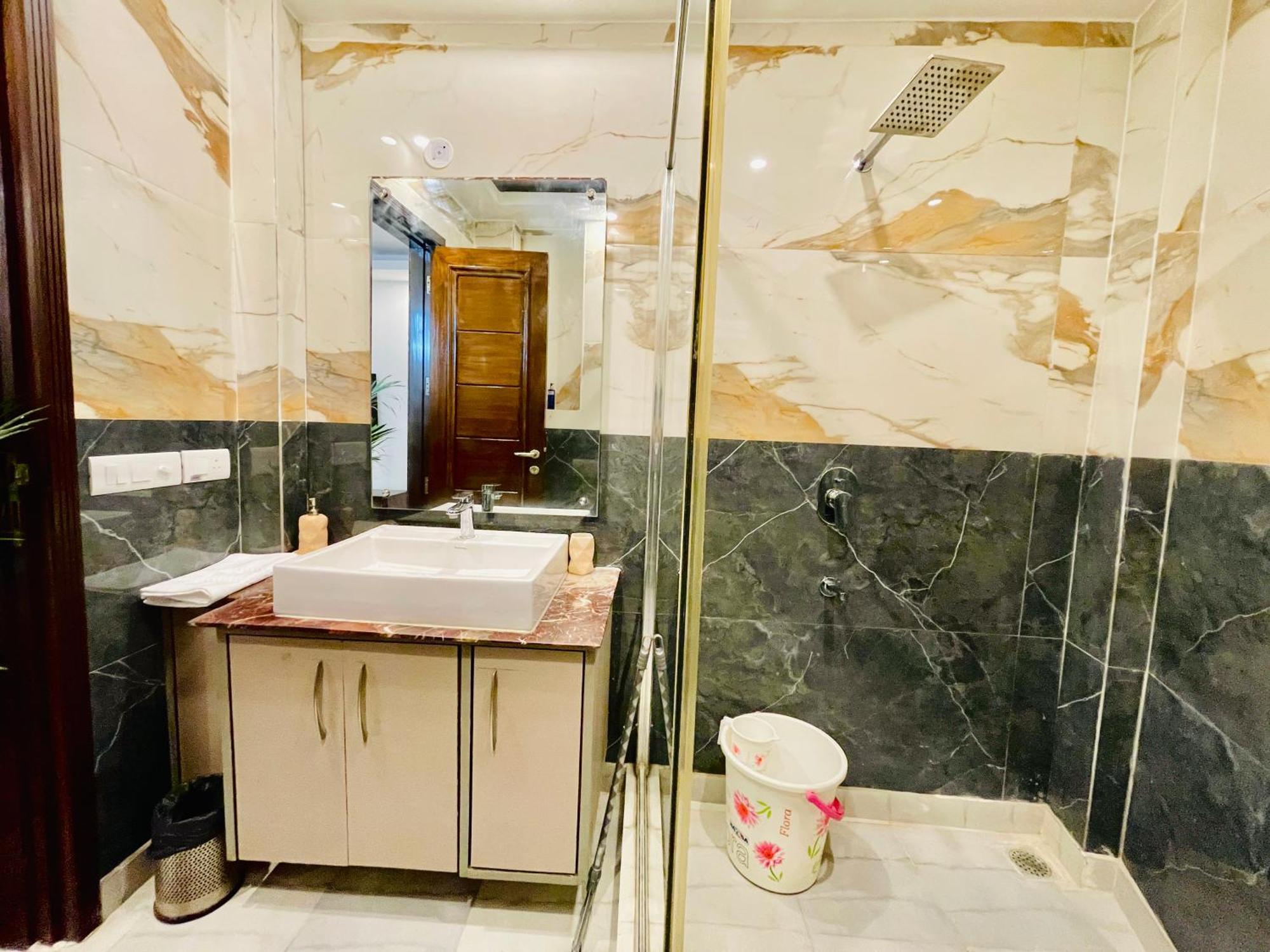 Bedchambers Serviced Apartments South Extension Yeni Delhi Dış mekan fotoğraf